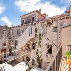  Apartment Two Bedroom In Center Igor Croatia