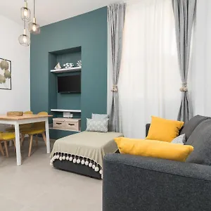  Apartment Homes Alice Valentin Spain